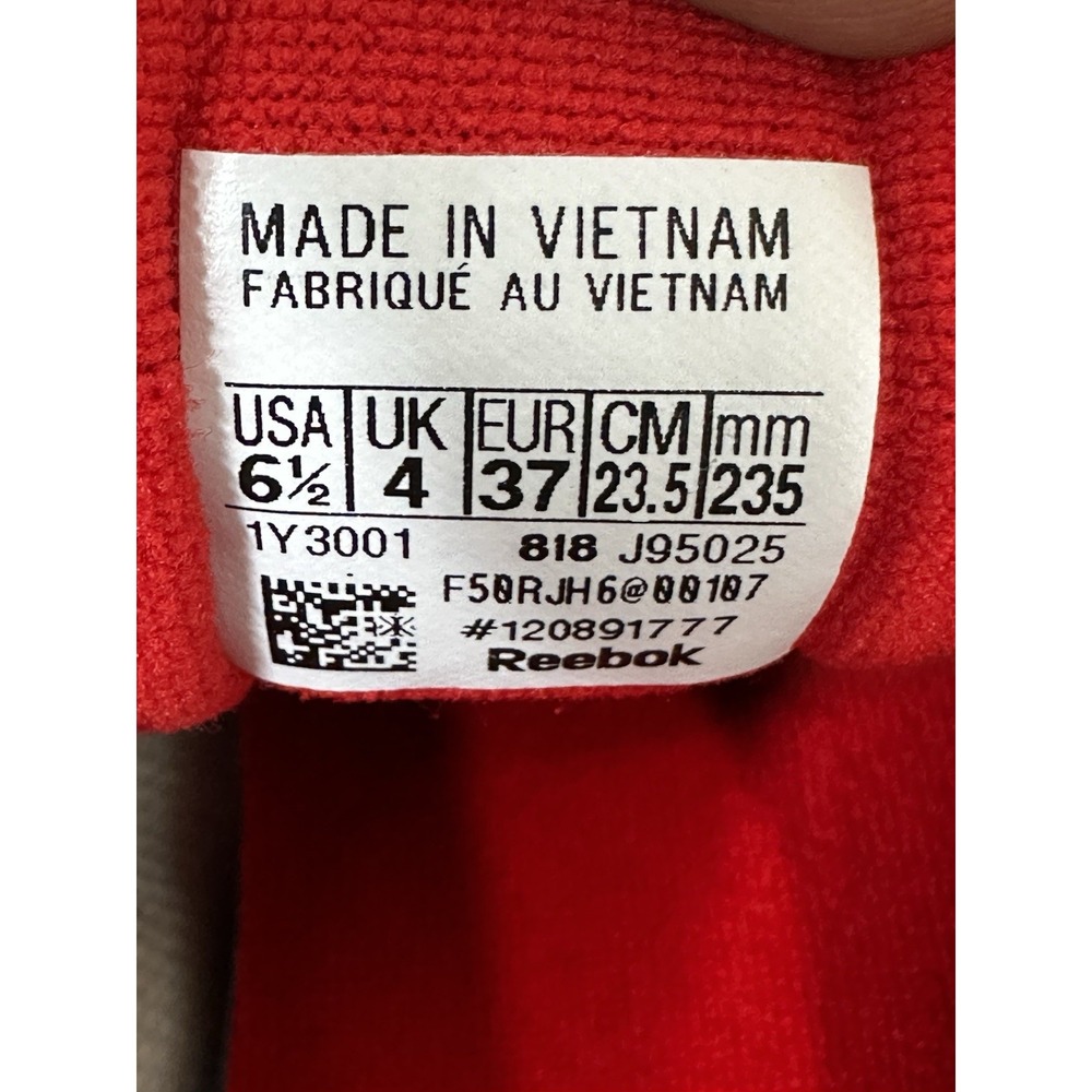 Reebok Princess Women's Size 6.5 Red Classic Leather Shoes Sneakers J95015 - Picture 9 of 9